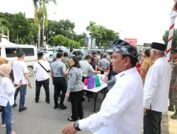 Jelang Buka Puasa, Kemenkumham RI Berbagi Takjil di Kota Kendari