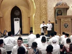 Wapres Ma’ruf Amin Salat Tarawih di Masjid Mujahidin Pontianak Berikan Tausiyah Ramadan