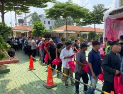 Ribuan Orang Datangi Polres Tangsel, Ada Apa?