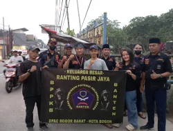 BPPKB BANTEN DPRT Pasirjaya Berbagi Takjil Gratis di Pertigaan Muara