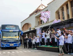 Kapolres Metro Jakarta Timur Dampingi Menaker RI Lepas Mudik Gratis di PT. Panasonic