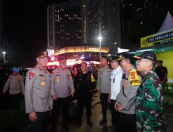 Patroli Mobile Pantau Malam Takbiran, Wakapolda Metro Jaya, Situasi Aman dan kondusif