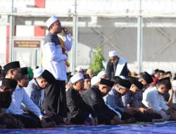 PERAYAAN KEBAHAGIAAN HARI RAYA IDUL FITRI 1445H, WARGA BINAAN DAN PETUGAS LAPAS KELAS IIA CILEGON SALING BERKUMPUL DALAM KEBHINEKAAN