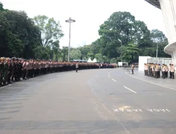 Polrestro Jakpus Terjunkan 2.404 Personil Gabungan Amankan Pertandingan Persija VS Persis Solo di SUGBK