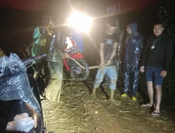 Polsek Babakan Madang Dan Instansi Terkait Lakukan Penanganan Cepat Longsor di Desa Karang Tengah Kabupaten Bogor