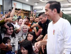 Antusias Warga Gorontalo, Minggu Malam Jokowi Makan Bakso
