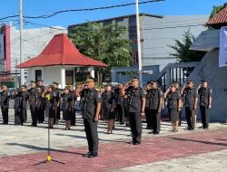 PLH KAKANWIL NTT PIMPIN UPACARA TABUR BUNGA