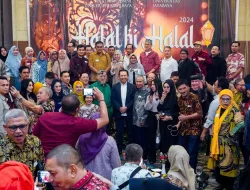 Hadiri Halal Bihalal Ikatan Alumni Jayabaya, Ketua MPR RI Bamsoet Ajak Bangun Kebersamaan dan Sinergi Sosial