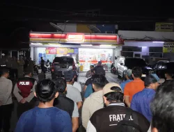 Cegah Tawuran, Polisi Bubarkan Pemuda dan Remaja Nongkrong di Gading Pelangi