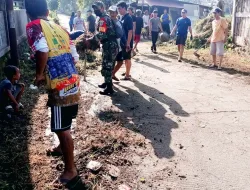 Karya Bakti Babinsa Tambun Bereskan Tumpukan Sampah