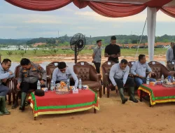 Kapolresta Pekanbaru Laksanakan Penanaman Pohon Bersama Anggota Apeksi dan Delegasi