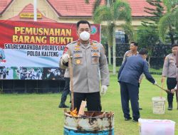 Kapolda Kalteng Pimpin Konferensi Pers, Hasil Pengungkapan 33,8 Kg Sabu di Lamandau