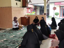 Ketuk Pintu Hati, WBP Wanita Rutan Bangil Kanwil Kemenkumham Jatim Ikuti Pengajian Dari Kemenag kabupaten Pasuruan