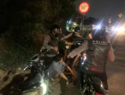 Bawa 5 Paket Sabu, 2 Orang Pemuda Digelandang ke Polres Metro Tangerang Kota
