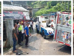 Polsek Caringin Bersama Unit Laka Lakukan Penanganan Kecelakaan Lalu Lintas di Jalan Alternatif Veteran II, Caringin: Dugaan Gagal Fungsi Rem Truk Menyebabkan Tiga Orang Luka