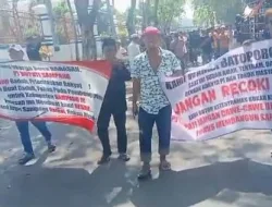 Kebijakan Penggantian Pj. Kades Berpotensi Timbulkan Kekacauan Sistem Pemerintahan Sampang, Pj. Bupati Sampang Harus Hengkang
