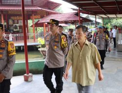 Kapolres Metro Depok Pimpin Langsung Pengamanan Waisak di Wihara Gayatri Tapos