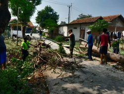 Melalui Jumsih Babinsa Tarik Simpatik Warga Di Kampung Babakan