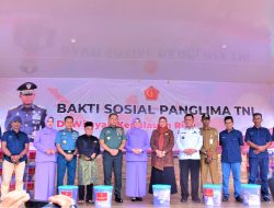 Panglima TNI Bagikan Ribuan Paket Sembako di Tanjungpinang