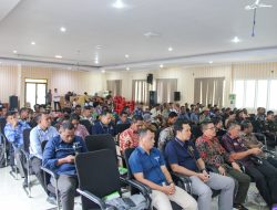 Kajari Kepulauan Aru Sosialisasi Jaksa Garda Desa Dalam Acara Fasilitasi Penyelenggara Administrasi Pemerintah Desa