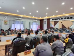 Kapolresta Pekanbaru Pimpin Rapat Anev Gelar Operasi dan Pembinaan Tahun 2024