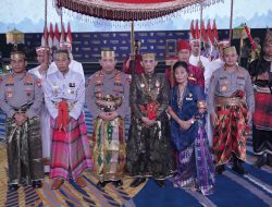 Kapolri Diberi Gelar Adat-Pusaka Oleh Dewan Adat dan Kerajaan di Sulawesi Selatan