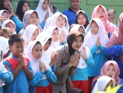 Brigadir Yuvina, Sosok Polwan Cantik Yang Piawai Berbahasa Isyarat Dari Polresta Banyumas