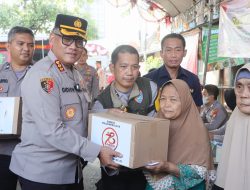 Antusias Warga Sambut Baksos Polres Jakut Di Rawa Bebek