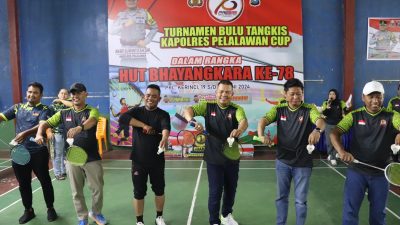 Dalam Rangka HUT Bhayangkara Ke-78 Tahun 2024, Bupati Zukri Buka Secara Resmi Turnamen Bulu Tangkis Kapolres Pelalawan CUP 