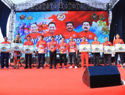 Kapolri Buka Bhayangkara Fun Walk 2024: Bersama Bergerak Untuk Persatuan