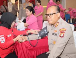 Jelang HUT Bhayangkara ke-78, Kapolres Jakut Ikut Donorkan Darah