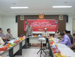 Jumat Curhat, Polisi Tampung Keluh Kesah Pedagang Pasar Kramatjati