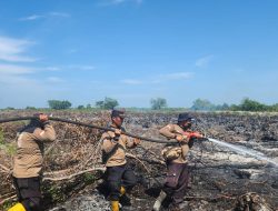 Polres Rohil Bersama Tim Gabungan Kembali Lakukan Pemadaman Karhutla di 6 Lokasi