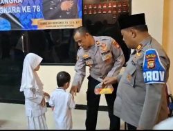 Polsek Metro Menteng Santuni Anak Yatim Piatu
