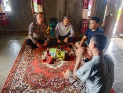 Bhabinkamtibmas Polsek Nanggung Polres Bogor Sambangi Warga Desa Cisarua Kec. Nanggung Kab. Bogor Sampaikan Himbauan Kamtibmas