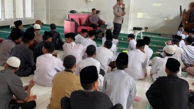 Direktorat Binmas Polda Riau Sosialisasian Bahaya Narkoba, Berharap Masyarakat Patuhi Hukum