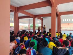 Memanfaatkan Saat MPLS Untuk Penyuluhan Pada Siswa Oleh Polsek Cipondoh Polres Metro Tangerang Kota