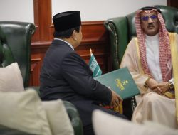 Menhan Prabowo Menerima Kunjungan Dubes Arab Saudi, Bahas Penguatan Kolaborasi Pertahanan