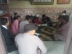 Polsek Ciomas Bersama Instansi Terkait Di Bantu Warga Evakuasi Terkait Penemuan Mayat di Bantaran Sungai Dekat Pondok Pesantren di Ciomas