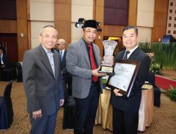 Anugerah dari Ditjen Pajak Genapkan 8 Penghargaan bagi Ditjen Dukcapil