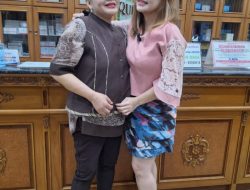 Buka Jahitan Operasi di Queen Klinik Sunter,  Irma Darmawangsa Puas dengan Hidung Mancung ala Blasteran