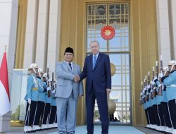 Temui Presiden Erdogan, Menhan Prabowo Bahas Kerja Sama Pertahanan RI – Turki