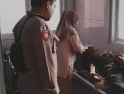 Polsek Cigudeg Bersama Unit Laka Lantas Polres Bogor Investigasi Olah TKP Terkait Kecelakaan Lalu Lintas di Cigudeg, Dua Orang Luka Berat