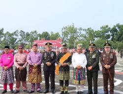 Kapolres Pelalawan Hadiri Apel Kehormatan dan Renungan Suci HUT RI Ke-79 di Taman Makam Pahlawan Setia Negara