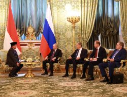 Menhan Prabowo Melakukan Pertemuan dengan Presiden Rusia Vladimir Putin, di Rusia