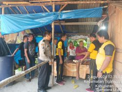 Kapolsek Tanah Pinem Salurkan Bantuan Kepada Warga Yang Menderita Penyakit Menahun