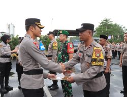 Penghargaan Untuk TNI/Polri dan Masyarakat Berprestasi di Bekasi