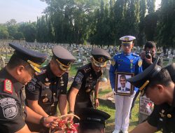 Rutan Kelas I Jakarta Pusat Laksanakan Upacara Tabur Bunga dan Ziarah di TMP Kalibata dalam Menyambut Hari Pengayoman Ke-79