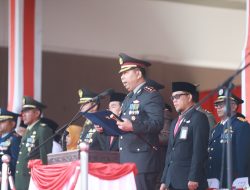 Kapolres Sukabumi Bacakan Pembukaan UUD 1945 Pada Momen Upacara Peringatan HUT RI Ke-79 Tingkat Kabupaten Sukabumi