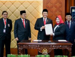Ketua MPR RI Bamsoet Sumbangkan 38 Judul Buku Karyanya ke Perpustakaan Sekretariat Jenderal MPR RI
